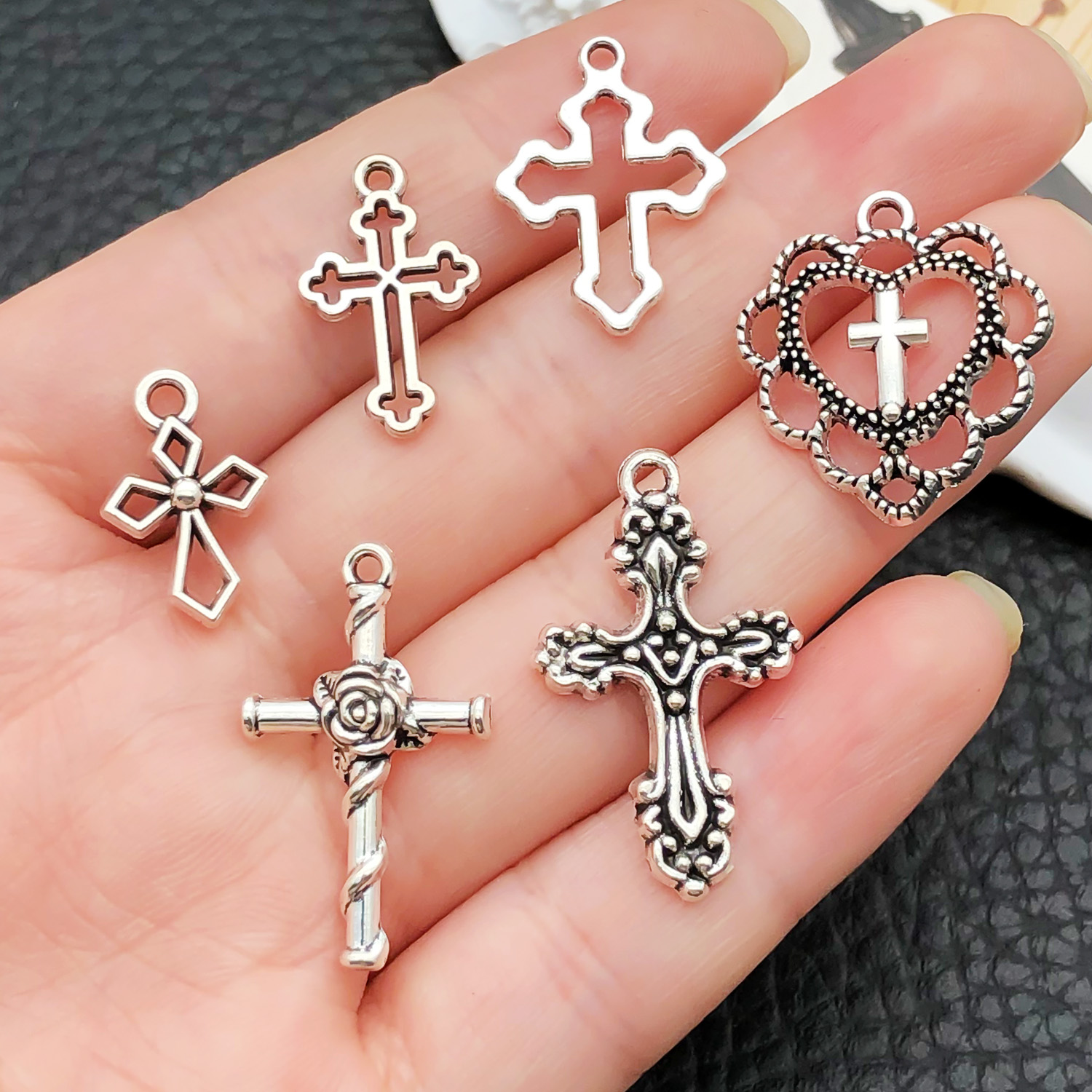 52pcs Assorted Cross Pendants  - огляд і ціна Ethnic Fashion Design