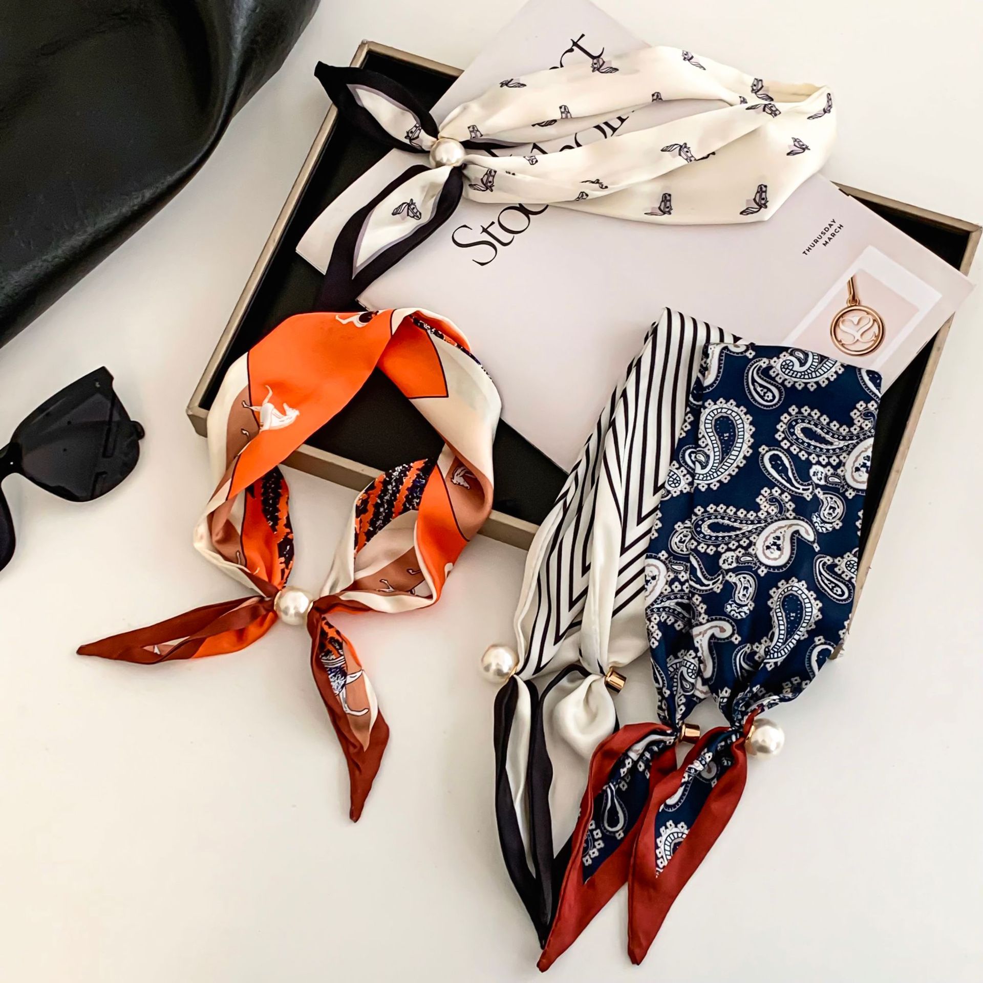 Cashew Flower Silk Scarf Effor - огляд і ціна Ethnic Fashion Design